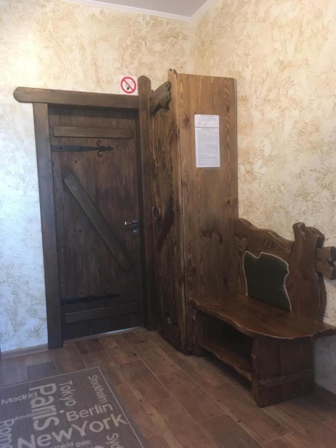 Міні-Готель Нептун 罗夫诺 外观 照片